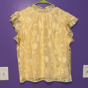 Chic Floral Lace Blouse with Ruffle Sleeves